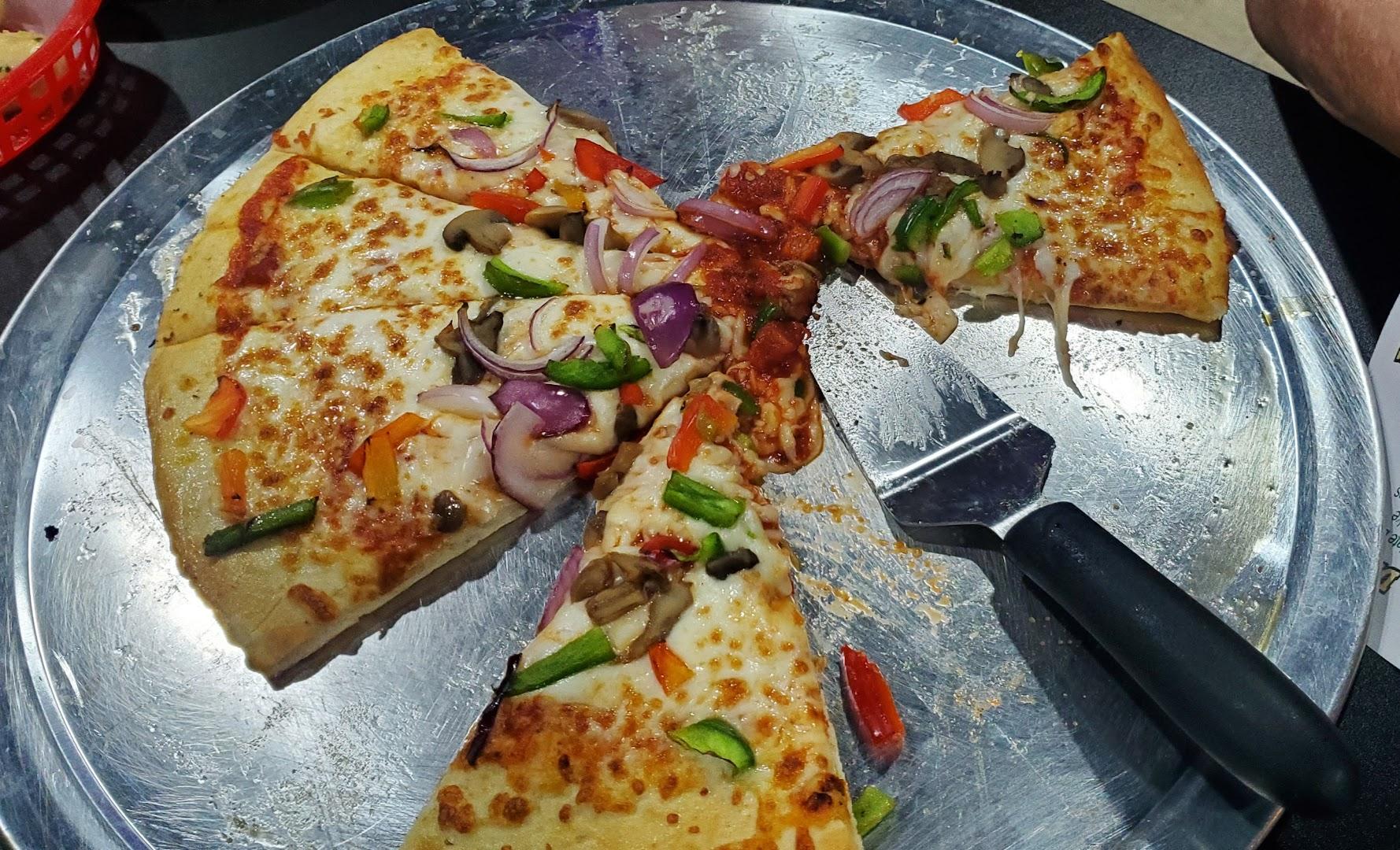 Hungry Bears Pizza